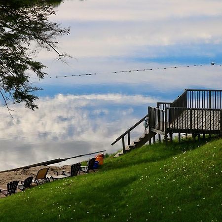 Sunny Point Resort Otter Lake Exterior photo