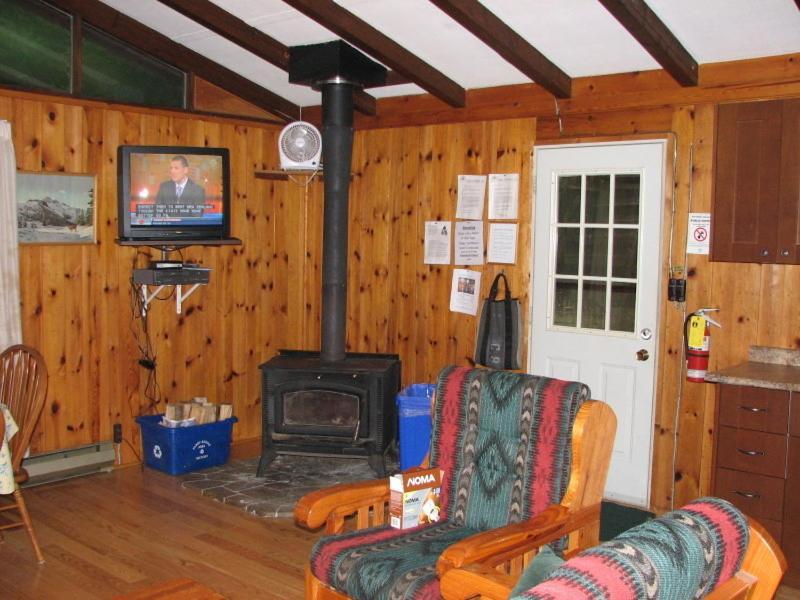 Sunny Point Resort Otter Lake Exterior photo