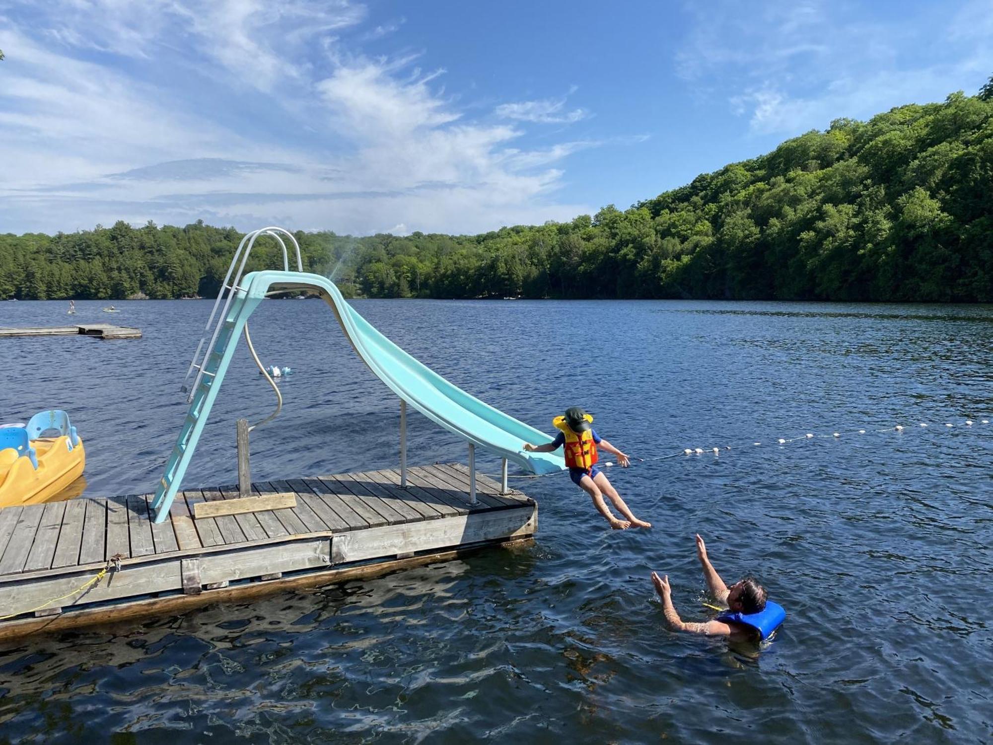 Sunny Point Resort Otter Lake Exterior photo