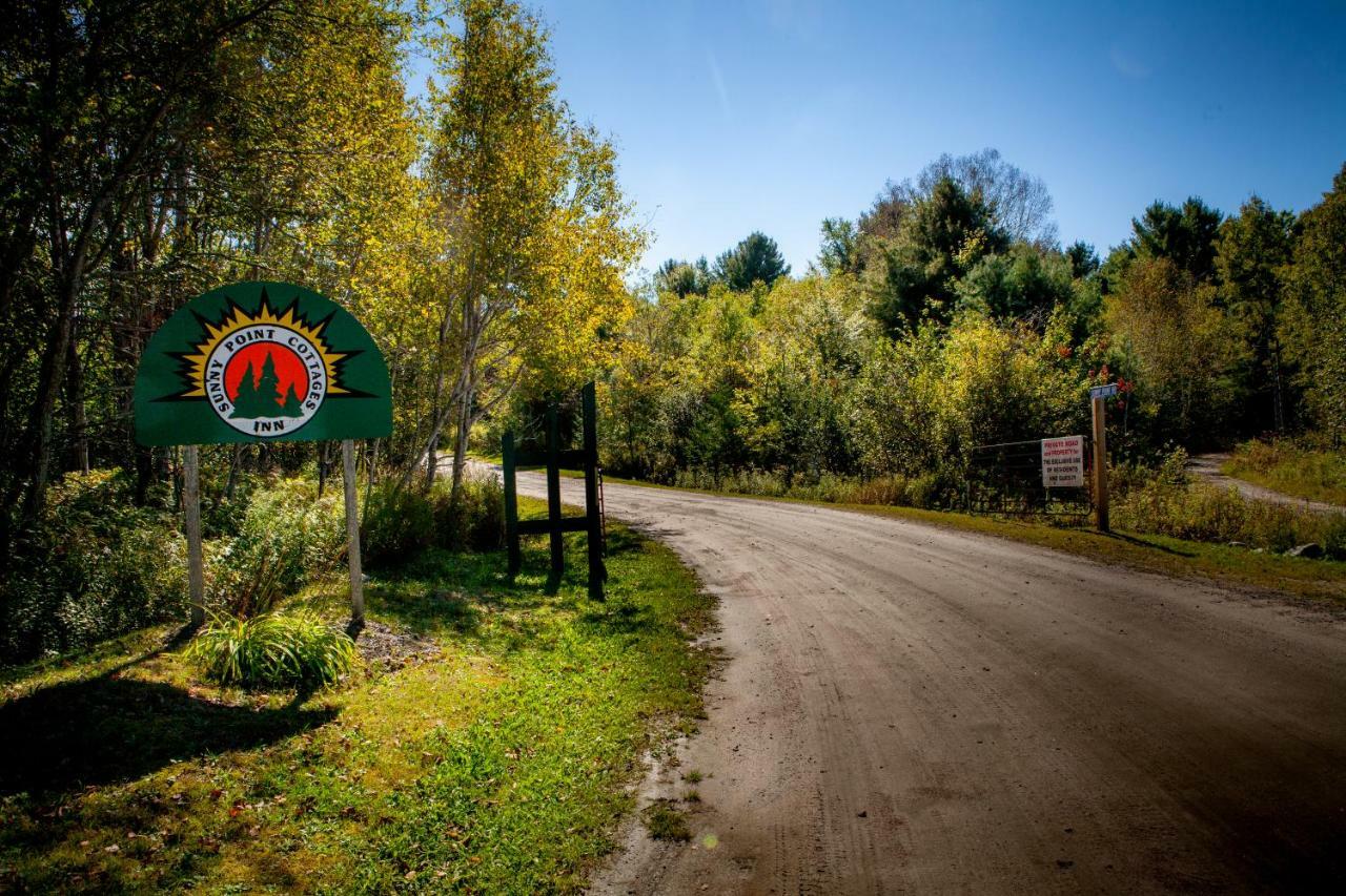 Sunny Point Resort Otter Lake Exterior photo